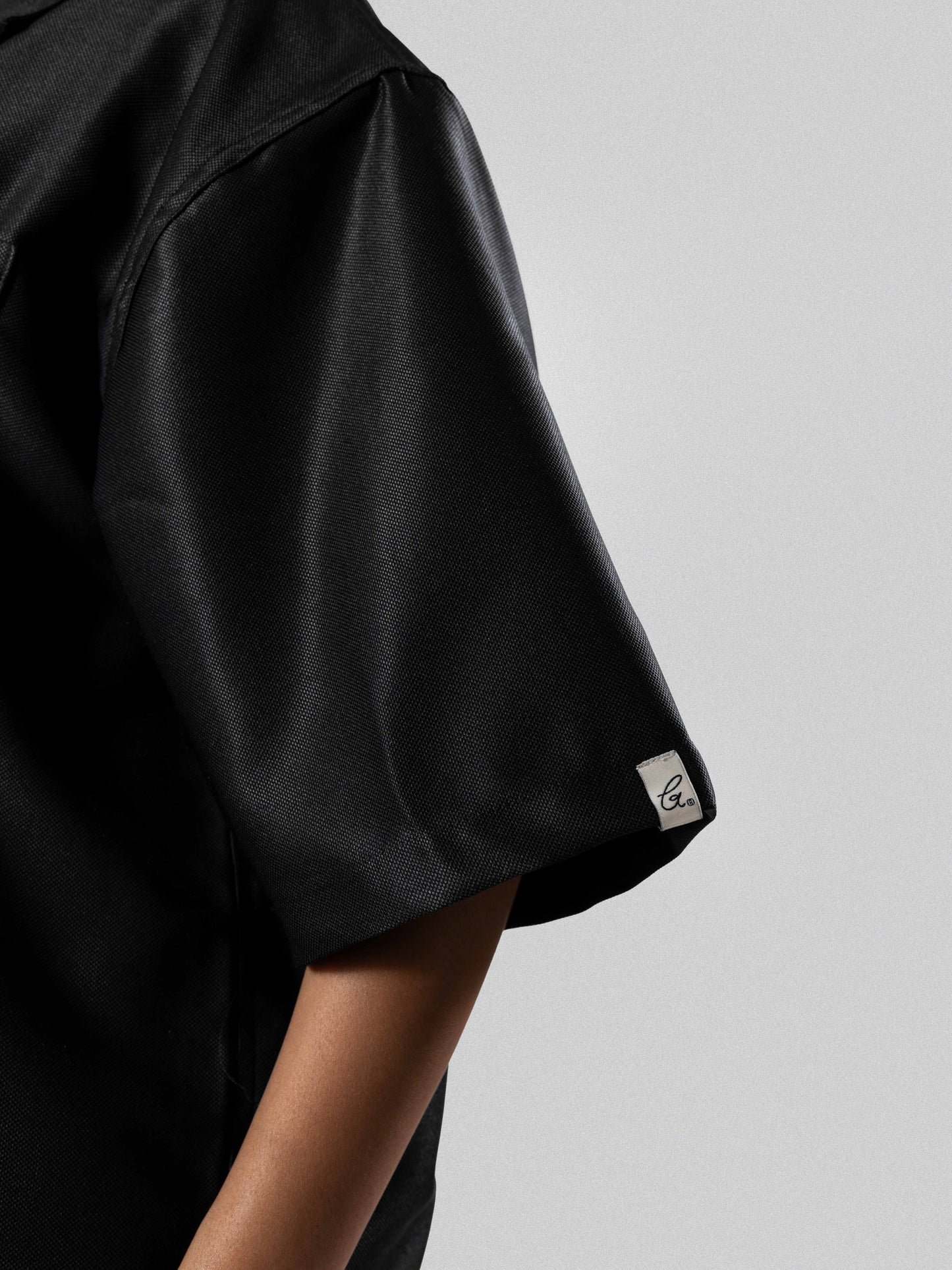 Pyro Shirt in Snake Black