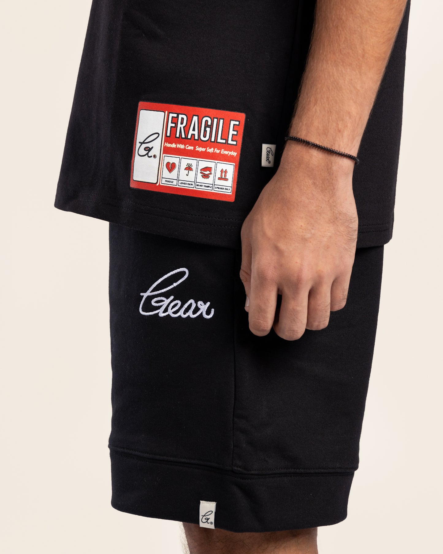 Fragile Tee 'Grief'
