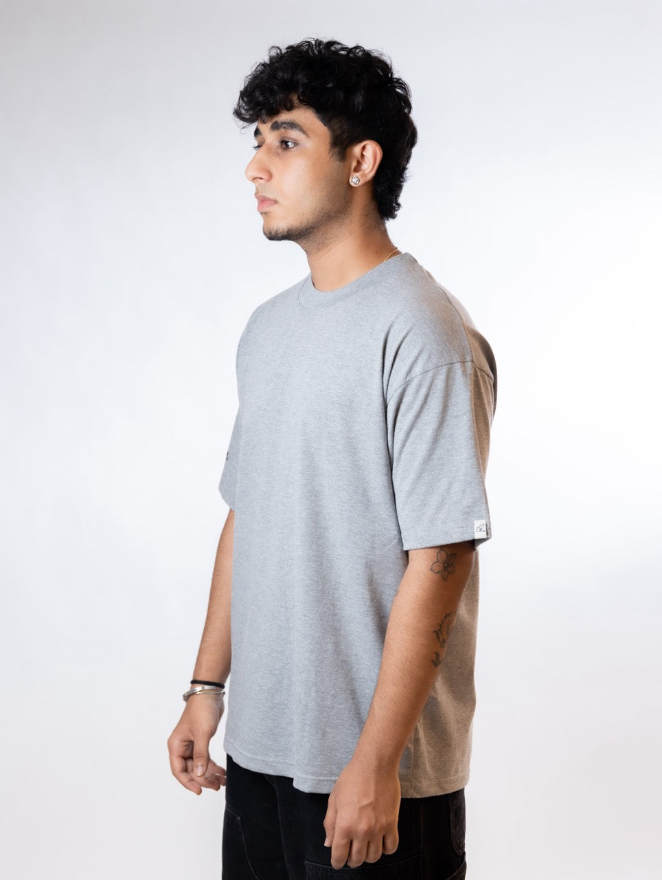 Velvet Signature in Grey Melange