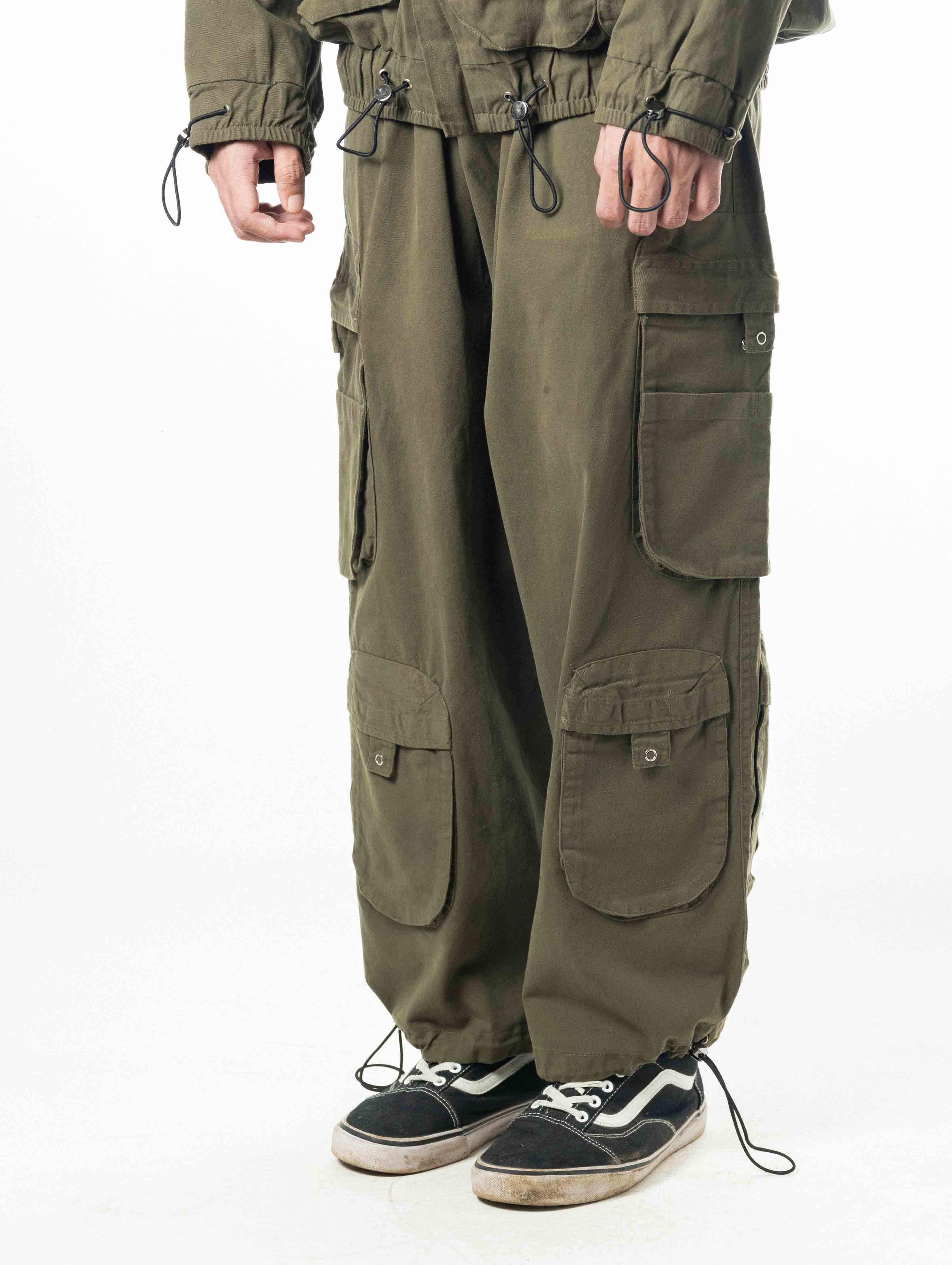 Parachute Pants In Army Green