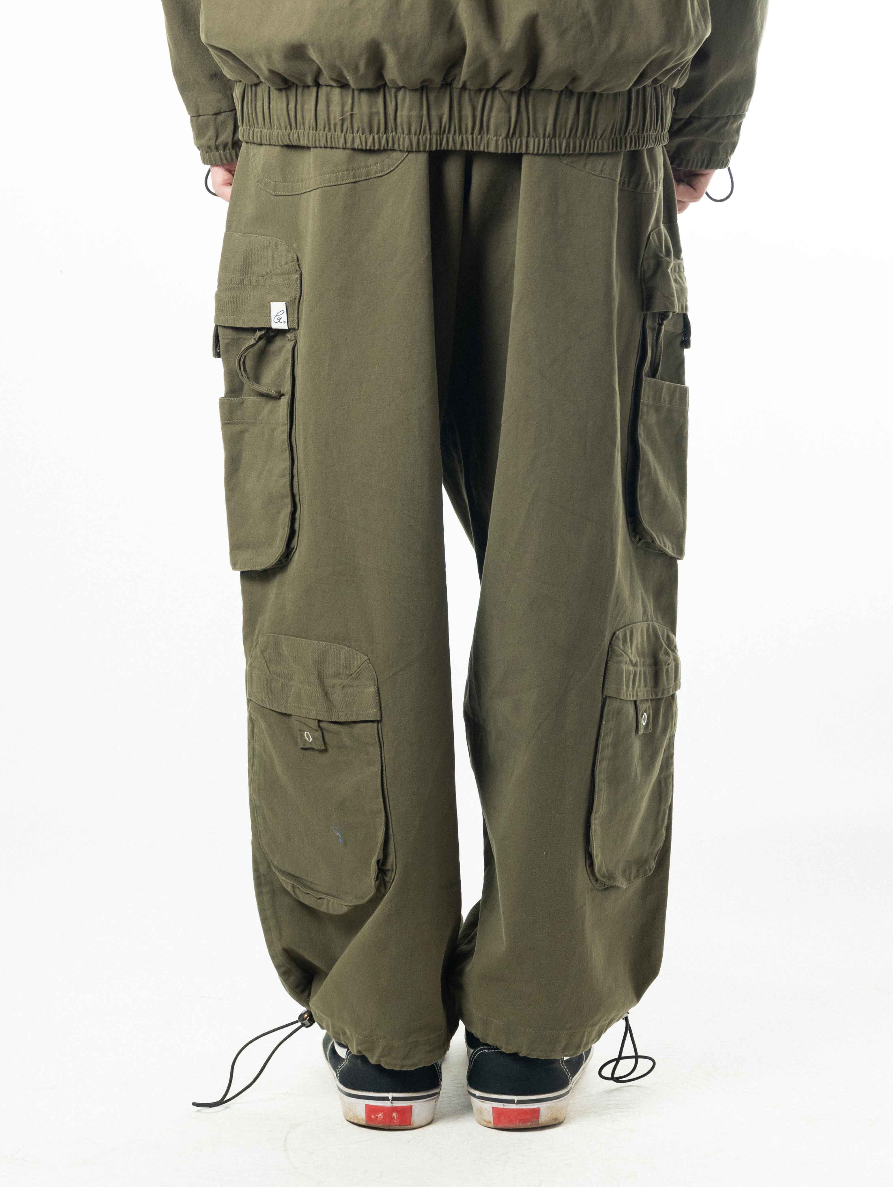 Parachute Pants In Army Green