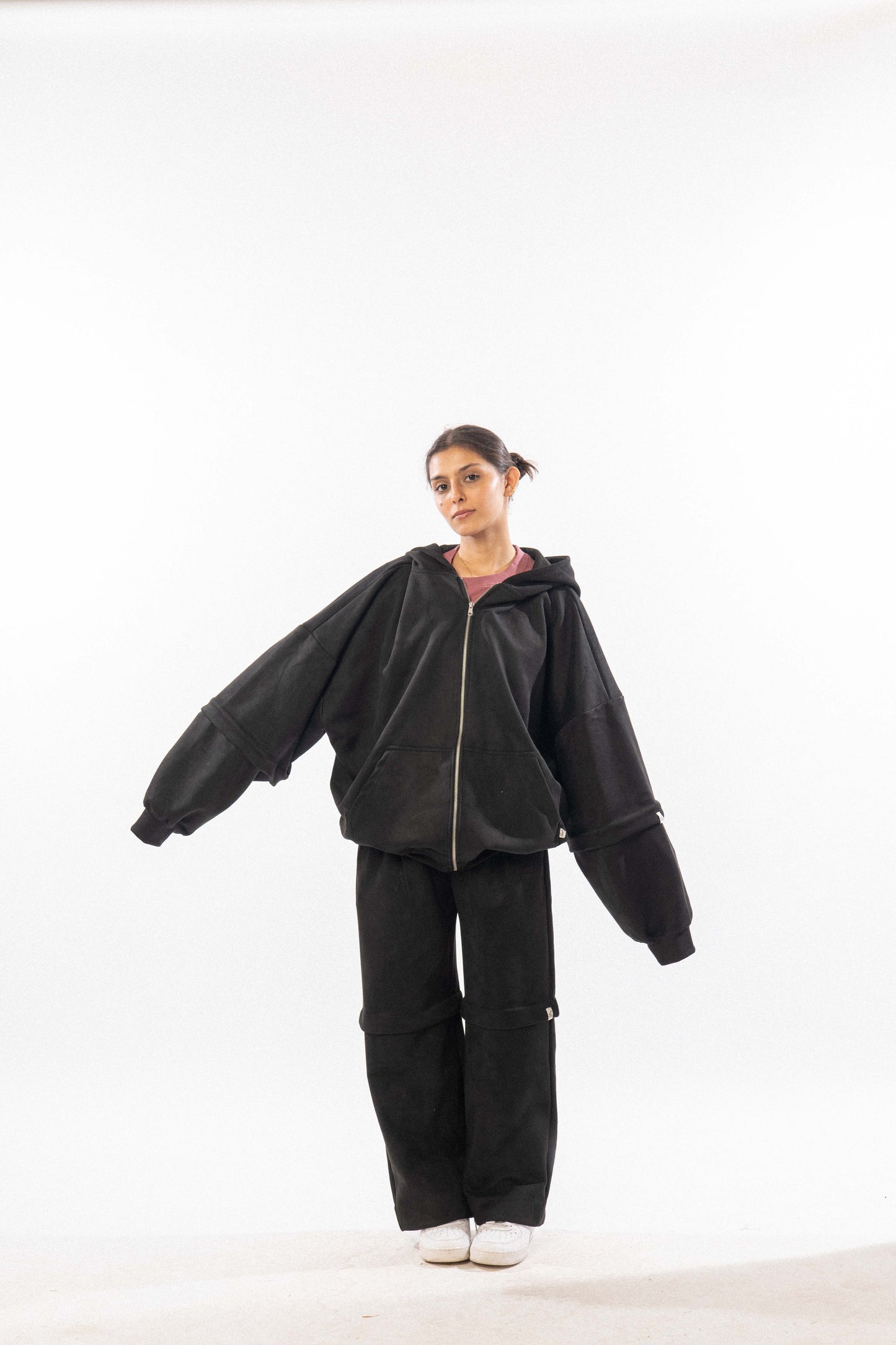 Snob Zippers 'Off Black'